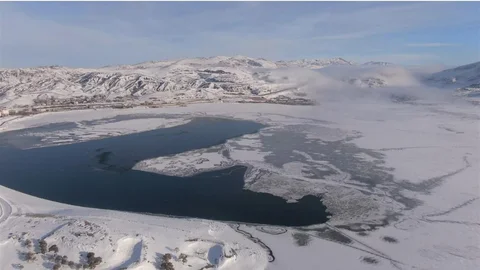Van'da Sıhke Göleti Dondu