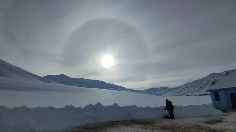 Van'da Nadir Görülen Güneş Halkası Olayı