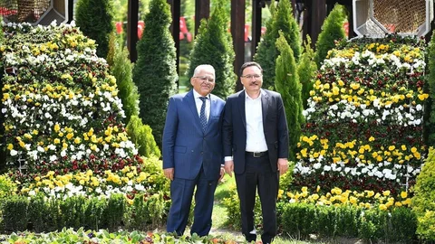 Kayseri'de Vali Çiçek için Mesaj Yayınlandı