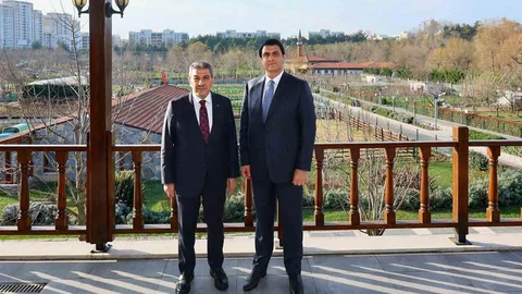 Yılmaz İstanbul'da Temaslarda Bulundu