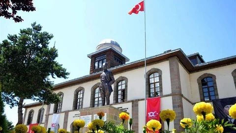 Erzurum Kongre Binası Ziyarete Kapatıldı