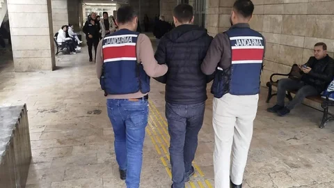Samsun'da Hırsızlıkla Aranan Şahıs Yakalandı