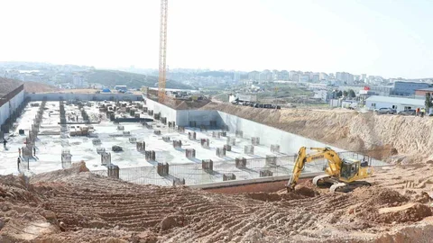 Çayırova'da Sismik İzolatörlü Hastane İnşaatı Devam Ediyor