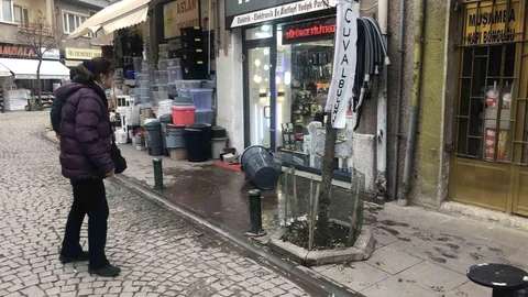 Eskişehir'de Şiddetli Fırtına Etkili Oldu