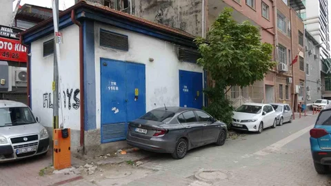 Adana'da Genç Bıçaklanarak Hayatını Kaybetti