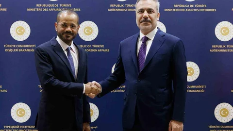 Hakan Fidan ve Umman Bakanı Görüştü