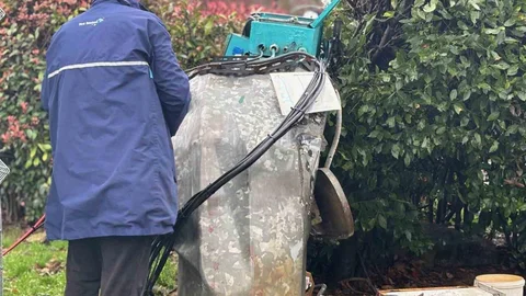 Sarıyer'de Fırtına Sonrası Hasar