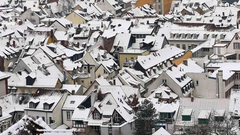 Almanya'da Okullar Kar Fırtınası Nedeniyle Tatil Edildi