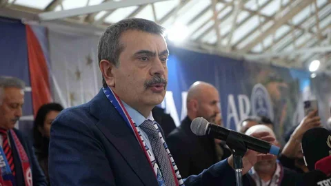 Erzurum, Türkiye'nin Mihenk Taşıdır