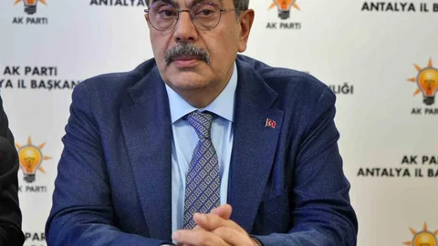 Antalya'da Eğitimde Yolsuzluk Uyarısı