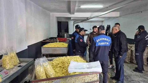 Gaziantep'te 600 Kilo Kaçak Cips Ele Geçirildi