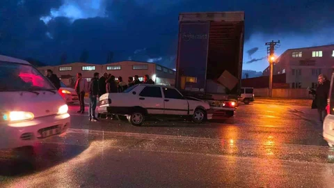 Bursa'da Trafik Kazası: 1 Yaralı