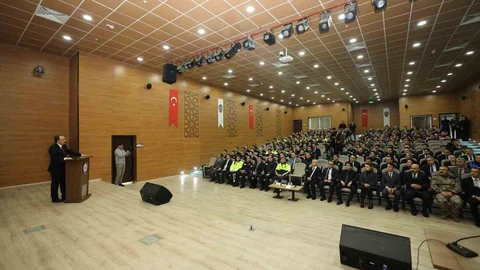 Siirt’te Emniyet Teşkilatı Takdir Edildi