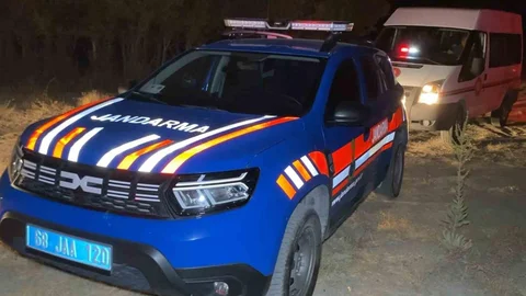 Aksaray'da Rüzgarın Uçurduğu Çatı Kadını Hayatından Etti