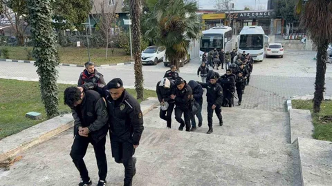 Müstehcenlik Operasyonunda 17 Kişi Adliyeye Sevk Edildi