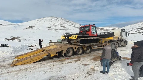 Kar Kalınlığı 1 Metreye Ulaştı