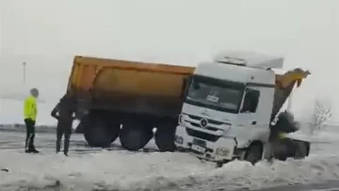 Diyarbakır'da 5 Araçlı Kaza