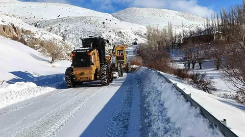 Kayseri'de 126 Yol Yeniden Ulaşıma Açıldı