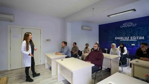 Gaziantep'te E-KPSS Eğitim Desteği