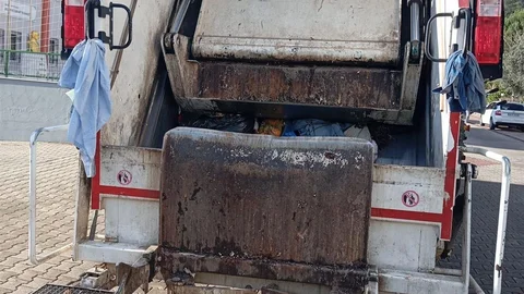 Marmaris'te Çöp Kamyonu Kazası