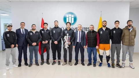 İnönü Üniversitesi Basketbol Takımı Şampiyonluk Yaşadı