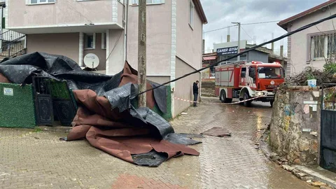Kocaeli'de Fırtına Sonrası Hasar Büyüdü
