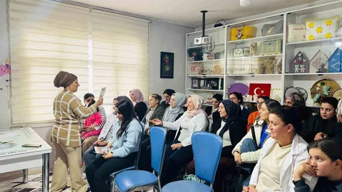 Beytüşşebap'ta Bağımlılık Eğitimi Düzenlendi