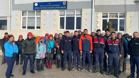 Antalya'da Mahsur Kalan Kamp Grubu Kurtarıldı