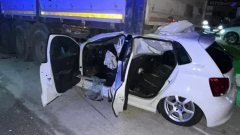 Turgutlu'da Trafik Kazası: 1 Ölü, 2 Yaralı