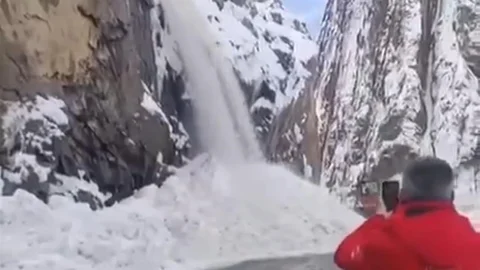 Hakkari'de Çığ Düşmesi Olayı