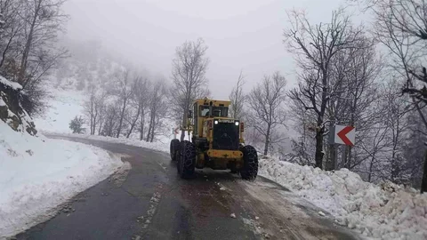 Kahramanmaraş’ta Kar Temizleme Çalışmaları Devam Ediyor