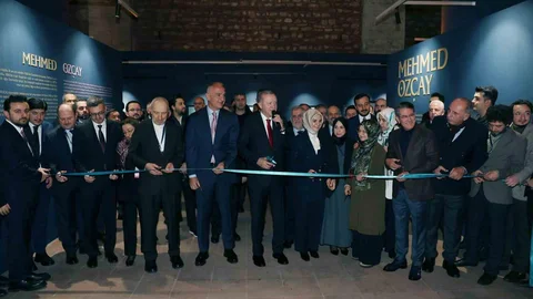 Cumhurbaşkanı Erdoğan Sergiyi Açtı