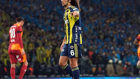 Galatasaray Fenerbahçe Süper Kupa Maçında İlk Yarı Sonucu