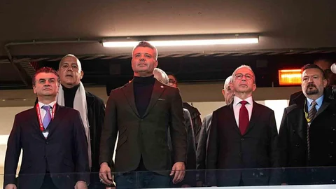 Sadettin Saran İlk Kupasını Kazandı