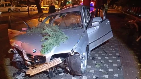 Bursa'da Trafik Kazası: 2 Yaralı