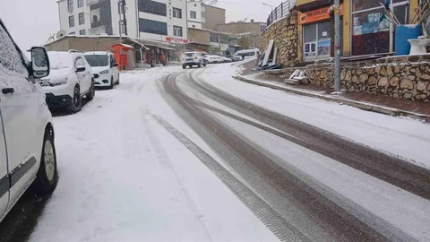 Kış Lastiği Yetersiz Kalıyor: Sürücülere Önemli Tavsiyeler