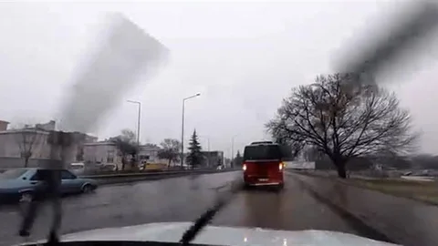 Eskişehir'de Çevre Yolu Suyun İçinde Kaldı