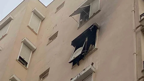 Antalya'da Apartman Yangını Paniğe Neden Oldu