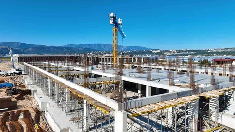 Kınık Toptancı Hal Kompleksi Tarımsal Ticaretin Gücünü Artıracak
