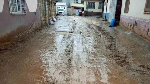 Gaziantep Araban'da Çamur Sorunu