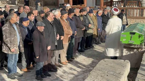 Tokat'ta Baba Cinayeti Cenazesi Toprağa Verildi