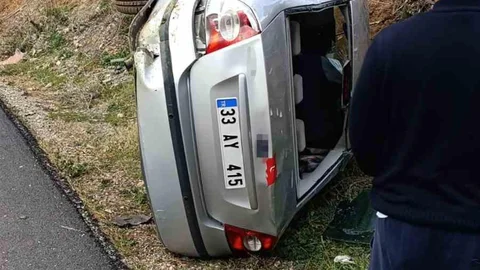 Osmaniye'de Otomobil Devrildi