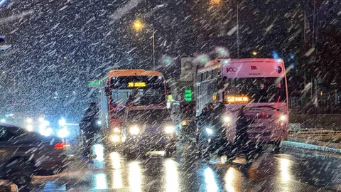 Edirne'de Yoğun Kar Yağışı Başladı