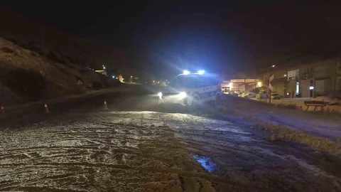 Sivas’ta Kar Nedeniyle Kara Yolu Kapandı