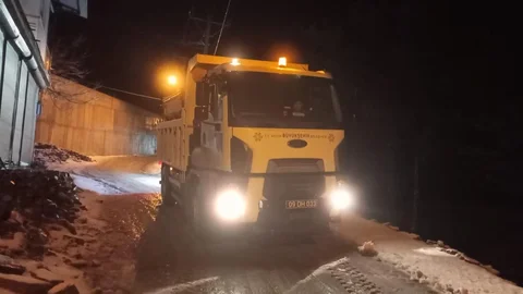 Aydın'da Karla Mücadele Çalışmaları Devam Ediyor