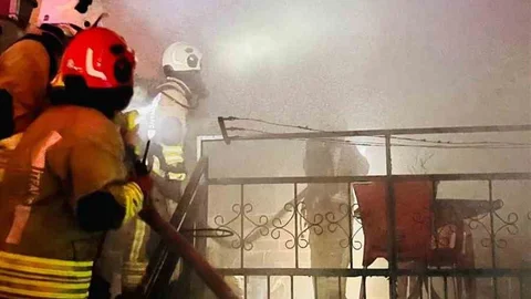 Kahramanmaraş'ta Metruk Evde Yangın Çıktı