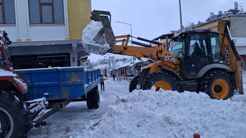 Tercan'da Kar Temizliği Devam Ediyor