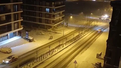 Tekirdağ'da Kar Yağışı Eğitime Ara Verdi