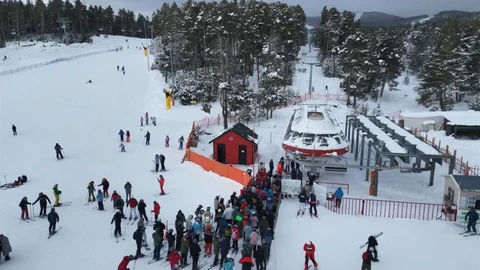 Sarıkamış'ta Kayak Sezonu Zirveye Ulaşıyor