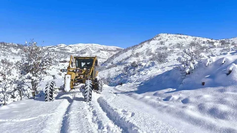 Bingöl'de Köy Yollarında Ulaşım Çalışmaları